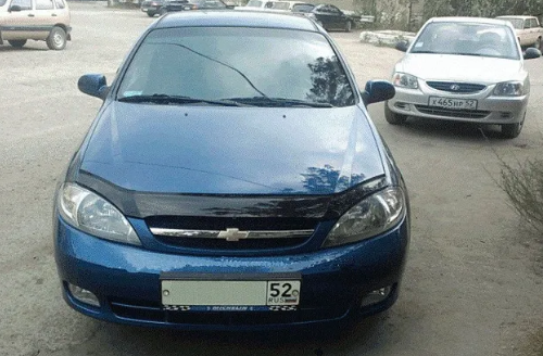 Дефлектор капота (мухобойка) Chevrolet Lacetti с 2003 г.в. х/б (Шевролет Лачетти) Вип Тюнинг